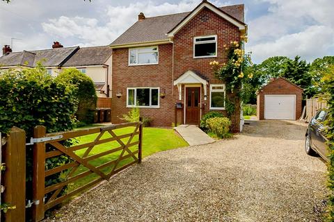 3 bedroom detached house for sale - Worcester Road, Hanley Swan,