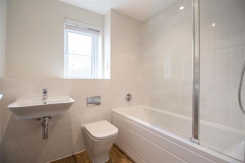 110 Renfields, Haywards Heath, RH16 4UG