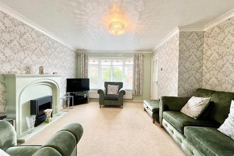 4 bedroom detached house for sale, Hamilton Avenue, Halesowen