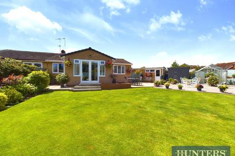 2 bedroom house for sale, Ash Close, Beverley, HU17 9RA