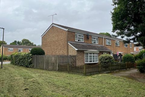 3 bedroom end of terrace house for sale, Skegness Road, Stevenage