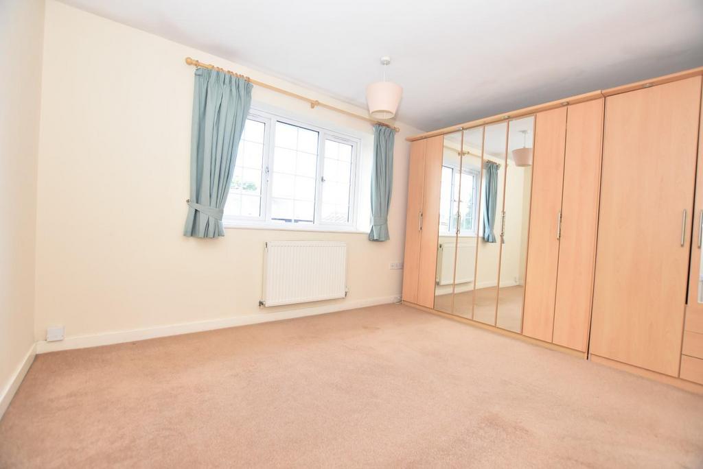 BEDROOM 1.jpg