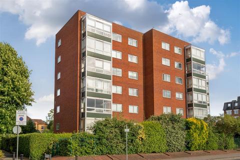 2 bedroom apartment for sale, Portsmouth Road, Surbiton