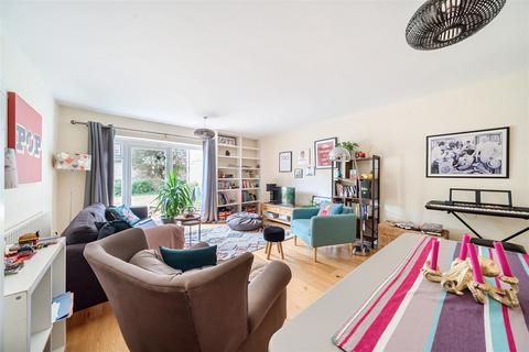 2 bedroom apartment for sale, The Avenue, Surbiton