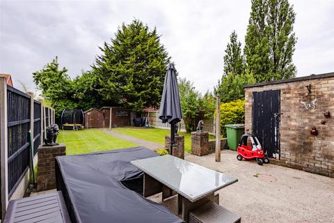 74c Burringham Road, Scunthorpe, DN17 2DE