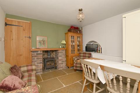 3 bedroom cottage for sale, Hope Road, Edale, Hope Valley
