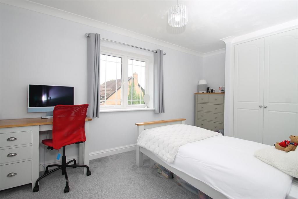 Bedroom 2.JPG