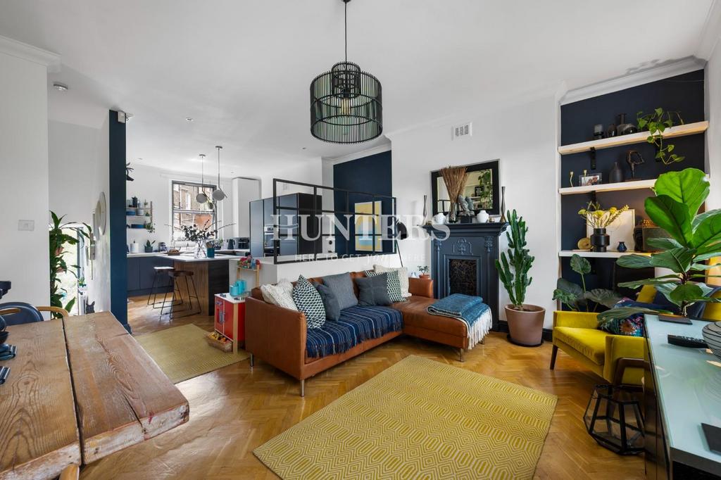 Mildmay Grove South, London, N1 2 bed flat to rent £4,117 pcm (£950 pw)