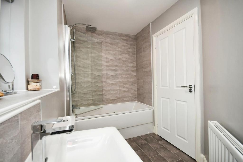 Family bathroom
