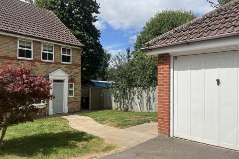 3 bedroom end of terrace house for sale, Cottrell Close, Hungerford