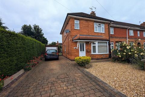 3 bedroom end of terrace house for sale, Cranmer Road, Newark