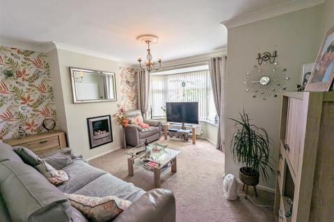 3 bedroom end of terrace house for sale, Cranmer Road, Newark