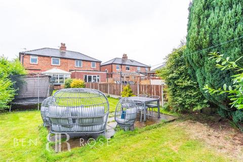 3 bedroom semi-detached house for sale, Lindsay Avenue, Leyland