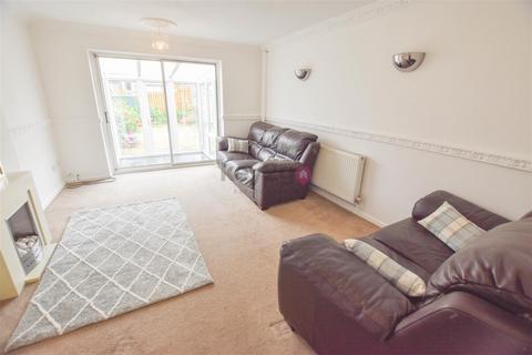 3 bedroom terraced house for sale, Grizedale Close, Sothall, Sheffield, S20