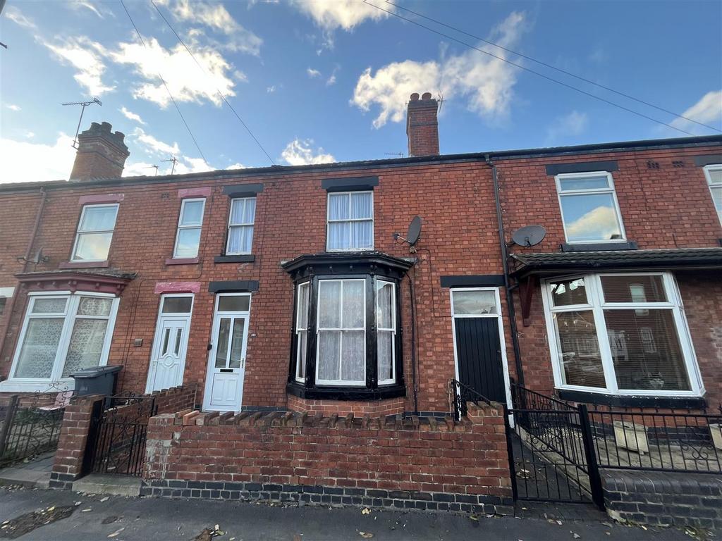 Calais Road, BurtonOnTrent DE13 3 bed terraced house for sale £135,000