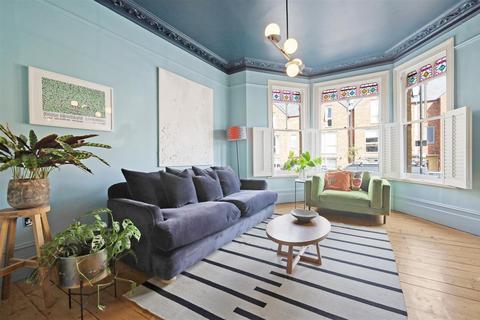 Flat 1, 4a Mildenhall Road, London, E5 0RU