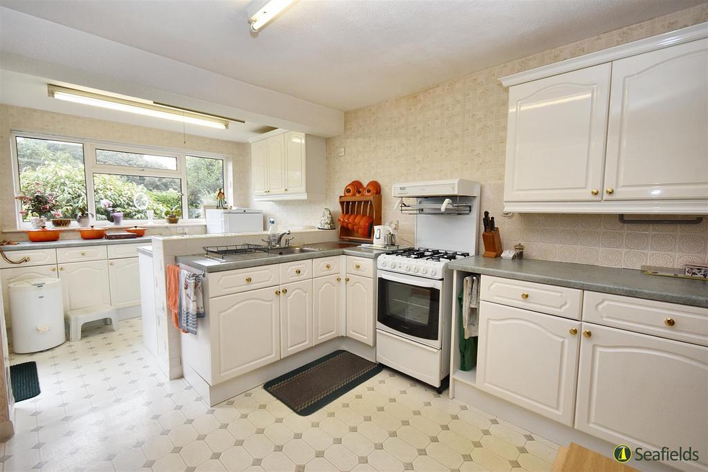 Kitchen & Utility