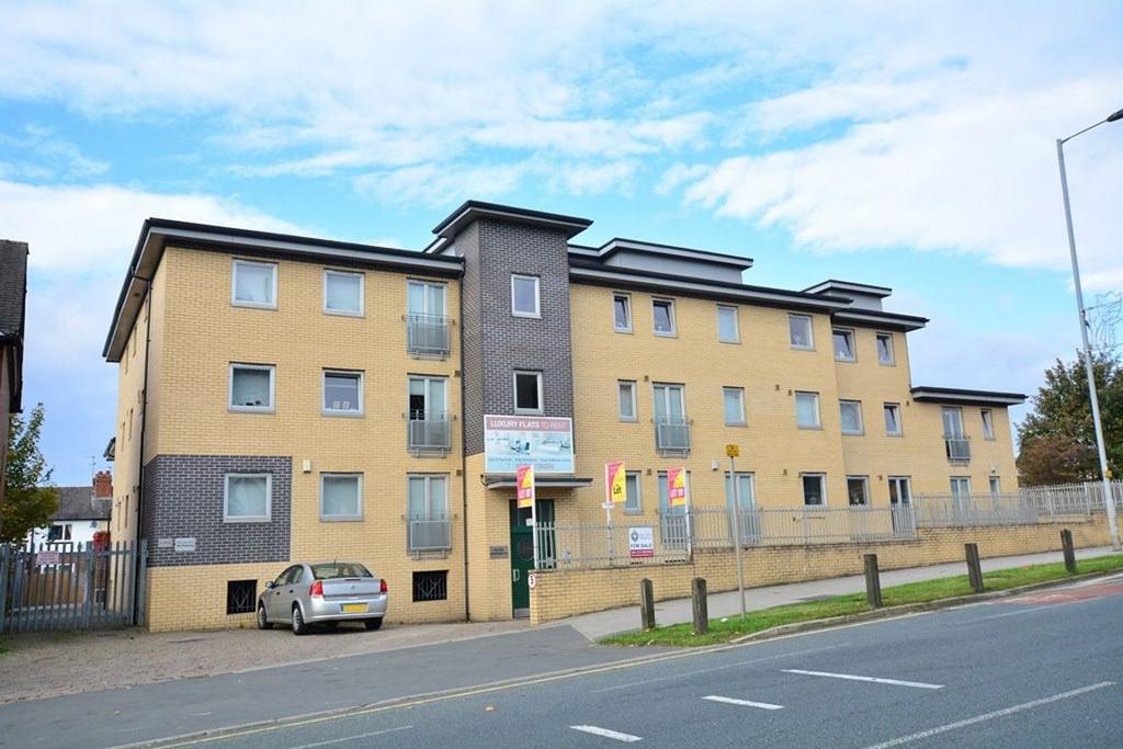 Station Apartments, Crossgates, LS15 1 bed apartment £750 pcm (£173 pw)
