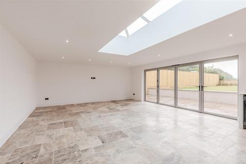 3 Ashgrove Avenue, Abbots Leigh, Bristol, BS8 3QE
