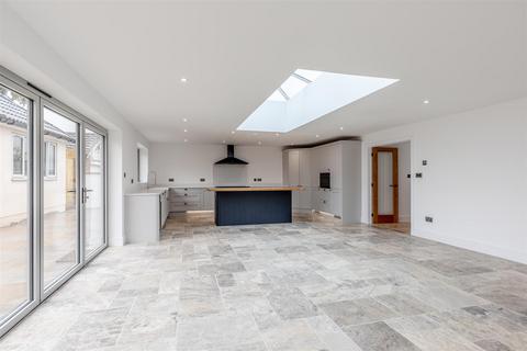 3 Ashgrove Avenue, Abbots Leigh, Bristol, BS8 3QE