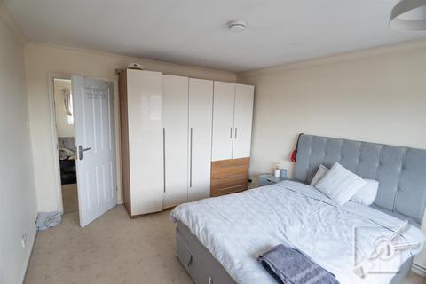 3 First Avenue, Northfleet, Gravesend, DA11 8DJ