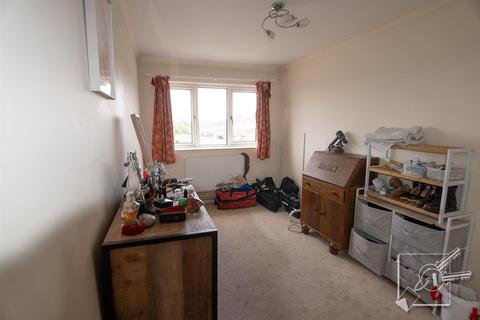 3 First Avenue, Northfleet, Gravesend, DA11 8DJ