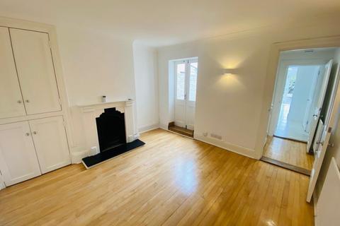 2 bedroom house to rent, Caledonian Road