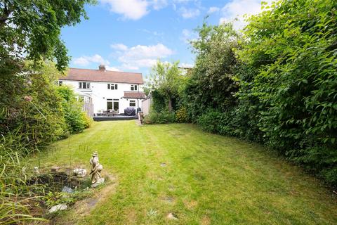 3 bedroom semi-detached house for sale, Ashurst Road, Tadworth