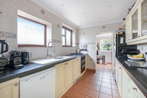 3 bedroom semi-detached house for sale, Ashurst Road, Tadworth