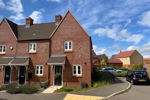 2 bedroom end of terrace house for sale, Pontefract Avenue, Towcester