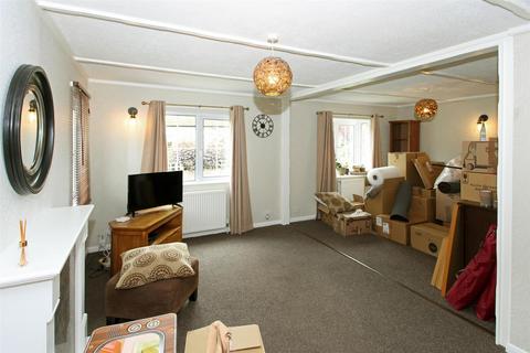 2 bedroom park home for sale, Severn Gorge Park, Tweedale, Telford