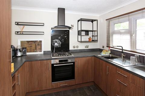 2 bedroom park home for sale, Severn Gorge Park, Tweedale, Telford