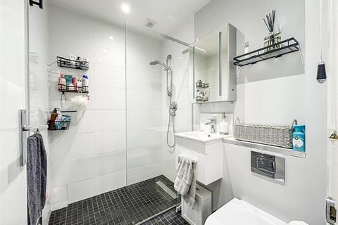 113 Barnwell Drive, Hockley, SS5 4UZ