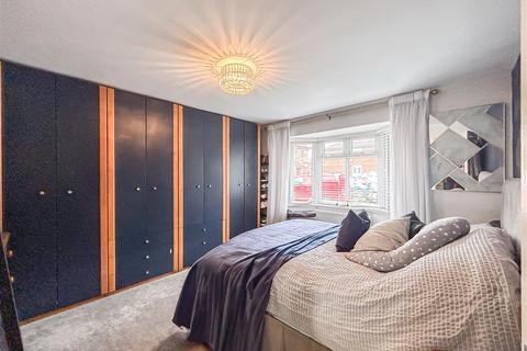 113 Barnwell Drive, Hockley, SS5 4UZ