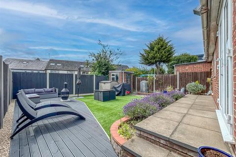 113 Barnwell Drive, Hockley, SS5 4UZ
