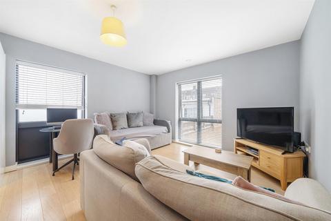 1 bedroom flat for sale, Blairderry Road, London SW2