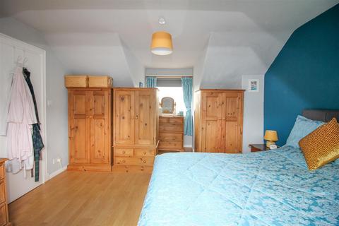 13 Yarrow Terrace, Hawick, TD9 9LL
