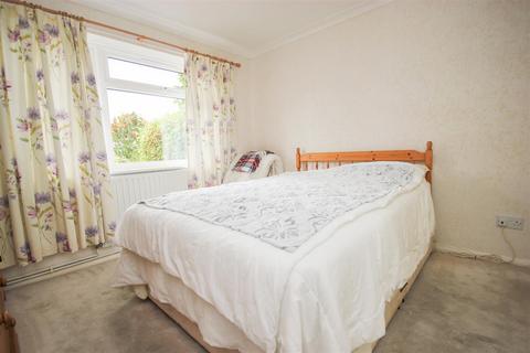 2 bedroom semi-detached bungalow for sale, Churchill Avenue, Wellingborough NN8