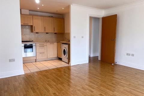 2 bedroom flat for sale, Macquarie Quay, Eastbourne