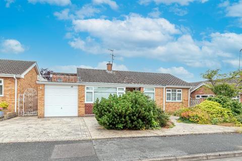 3 bedroom detached bungalow for sale, Chacewater Crescent, Worcester