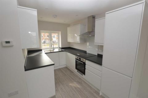 2 bedroom townhouse for sale, New Road, Croxley Green