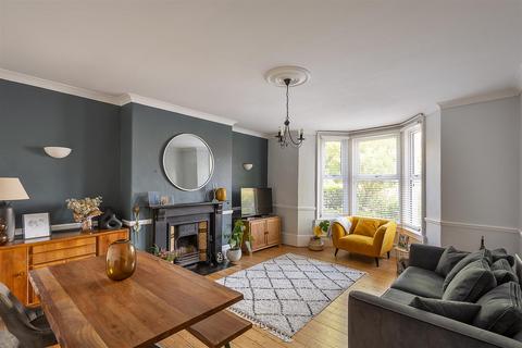 2 bedroom flat for sale, Queens Road, Jesmond, Newcastle upon Tyne