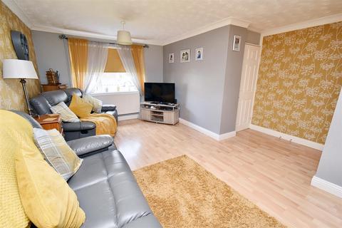 3 bedroom end of terrace house for sale, York Road, Corby NN18