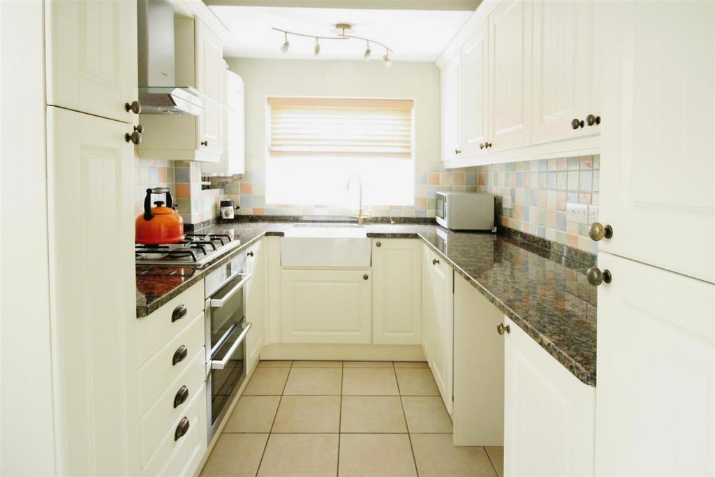 74779e1b-Kitchen.JPG