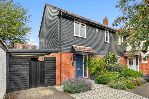 4 bedroom semi-detached house for sale, Pearce Close, Gough Way, Cambridge