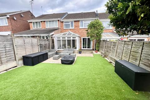 8 Broom Drive, Birmingham, B14 5BA