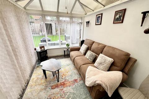 8 Broom Drive, Birmingham, B14 5BA