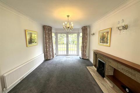 3 bedroom detached house to rent, Lawrence Gardens, Mill Hill, NW7