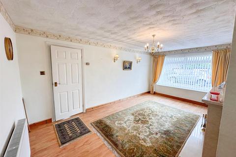 2 bedroom semi-detached bungalow for sale, Wilson Avenue, Steeton