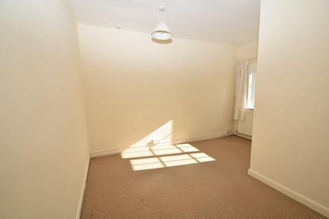 3 bedroom end of terrace house to rent, Willowgate, Pickering YO18